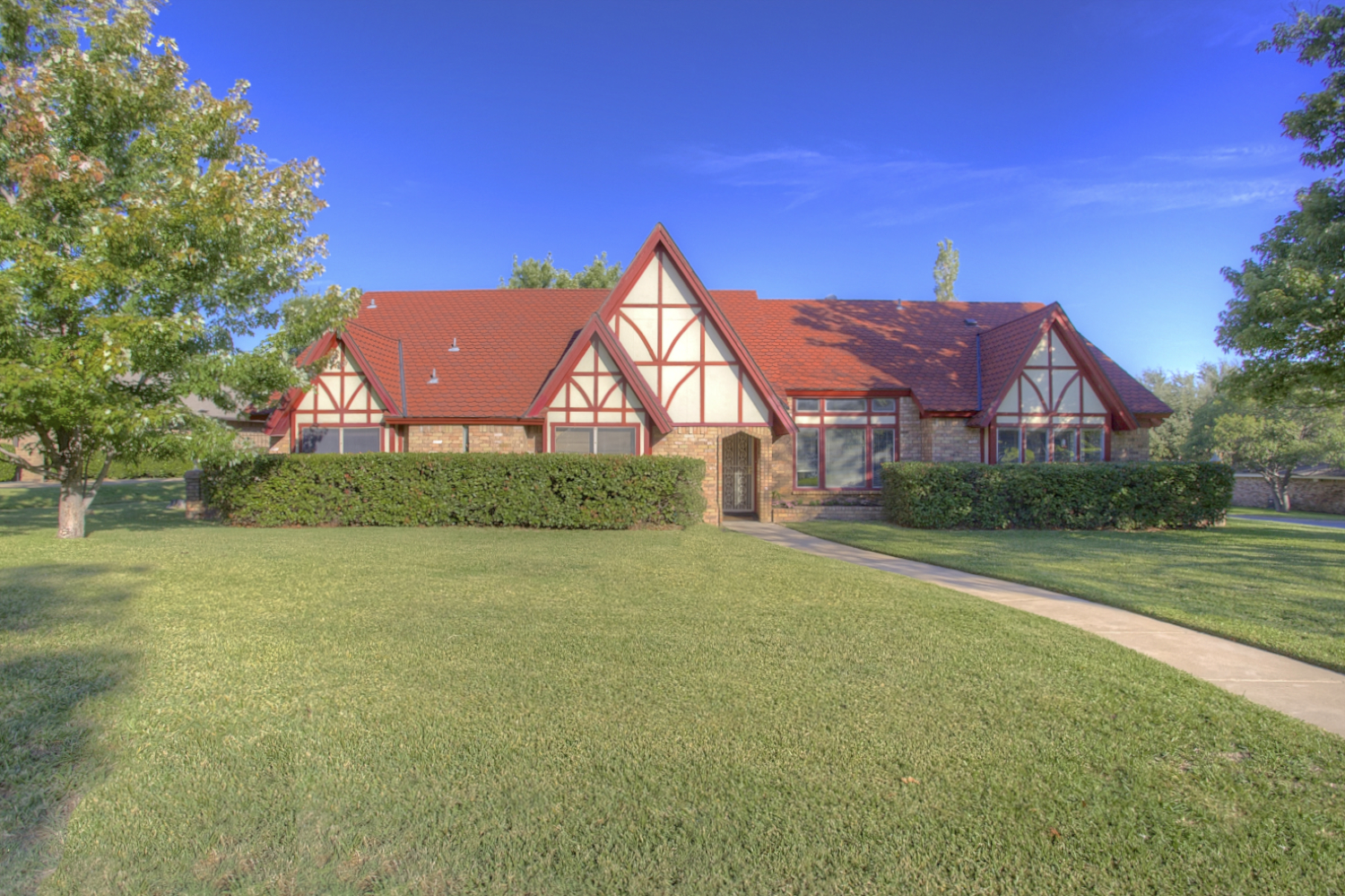 Featured image for “Fort Worth Candleridge Home for Sale – 76133”