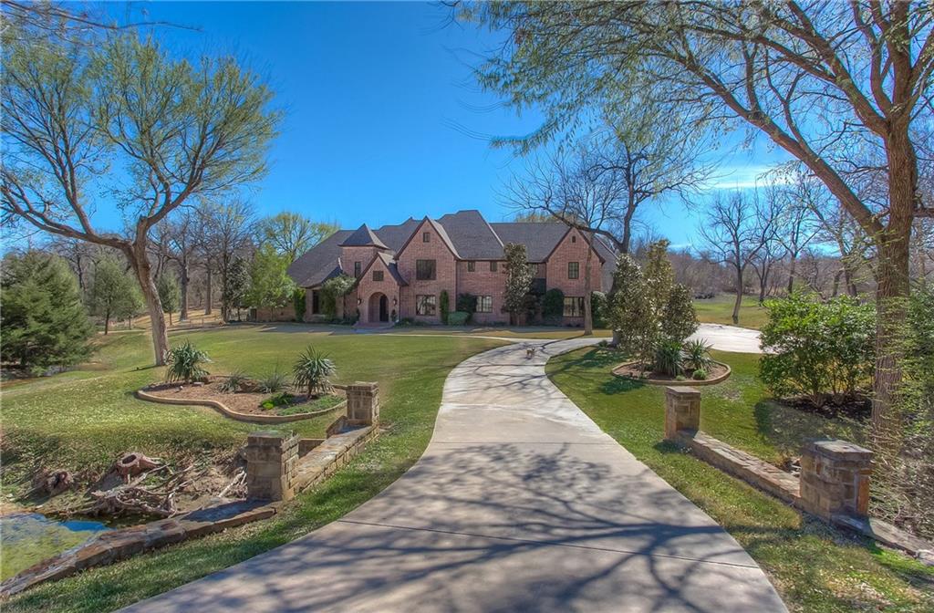 Featured image for “Fort Worth Estate Home For Sale”