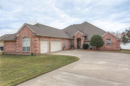 Lake Granbury Home for Sale