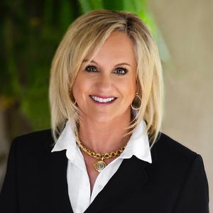 Paula Pittsinger, The Kirk McDonald Group at Compass